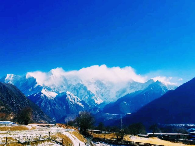 中國西藏著名景點南迦巴瓦峰的旅行攻略，適合打卡拍照📸