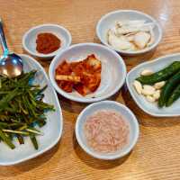 雙胞胎豬肉湯飯｜平價美食，湯頭濃郁、肉量十足！