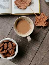 📚☕ Nhâm Coffee – Saigon's Cozy Literary Retreat! 🌿📸