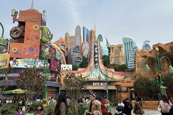 ディズニー 上海ディズニーリゾート ニック 警官ニックがカッコよすぎ！！ズートピアスペシャルプレパレード