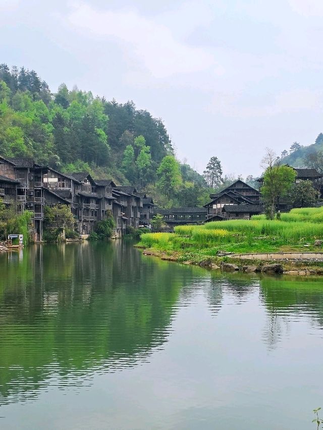 Hidden Gem in Guizhou: 乌江寨 – Just 90 Minutes from Chongqing!