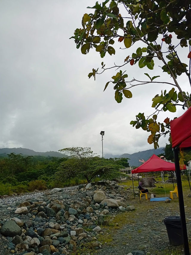 “Under the Shadow of Kinabalu: A Riverside Dream at Polumpung Melangkap”