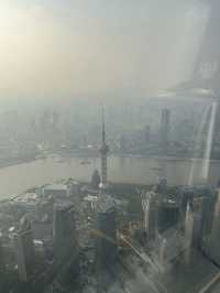 พาชมจุดสูงสุดในเซี่ยงไฮ้ Shanghai Tower 