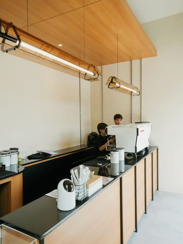 📍 Oxygen Coffee Studio ☕️🥐🪴