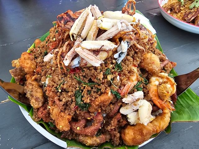 โคตรกะเพราถาดBy.ChefTon