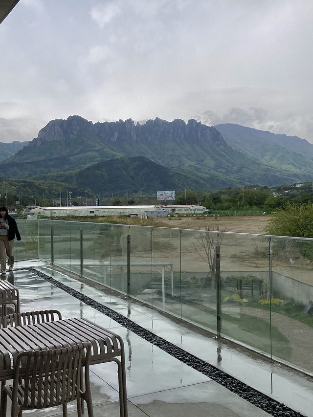 울산바위 명소, 카페 긷