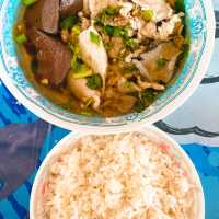 ร้านเอชวนชิม ก๋วยจั๊บ ไชโย