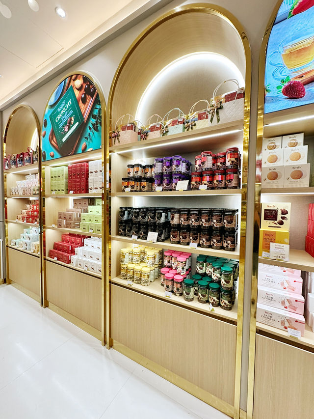 Choco-Luxe Delights at Beryl’s – A Sweet Stop on Your