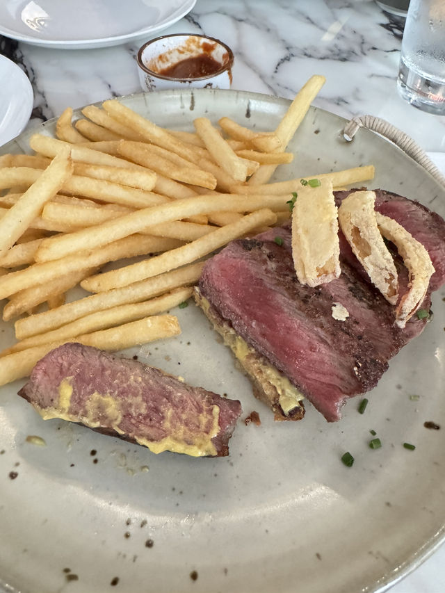 【香港】 中環大館監獄原址，親嘗西班牙監獄大餐！