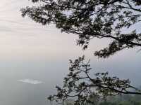 รับอรุณรุ่งที่ผามออีแดง ศรีษะเกษ