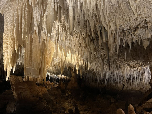 jewel cave