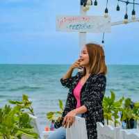 ร้านอาหารริมทะเล หัวหิน