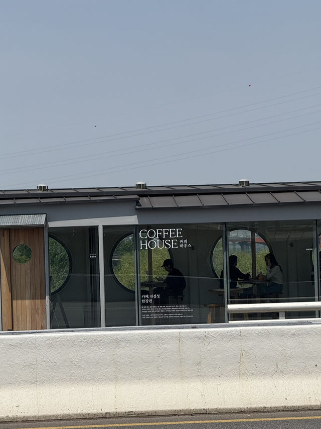 Exploring Seoul: My 7 Favourite Neighbourhoods (no Myeongdong or Hongdae!)