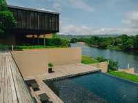 ไปพักผ่อน Pool Villa ริมแม่น้ำแควน้อยกันไหม?