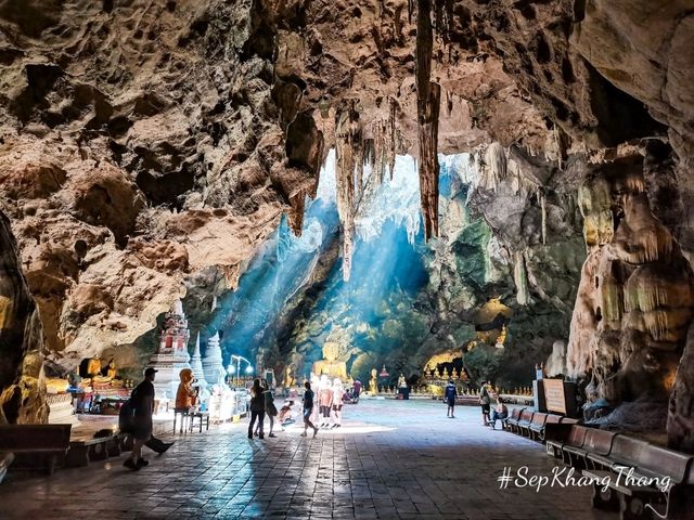 ถ้ำเขาหลวง จ.เพชรบุรี