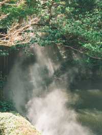 都内にある広大なお庭 椿山荘の庭園へ