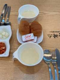 제주산 생 돼지고기로 만드는 돈까스 맛집