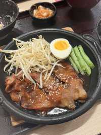Exploring the foods in Hat Yai Village