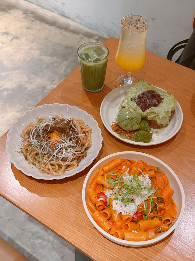 Fusion 2 Soon Cafe