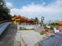 Wan Loong Chinese Temple (Yun Loon Temple)