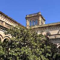 A Serendipitous Stroll Through the University of Barcelona! 🎓☀️