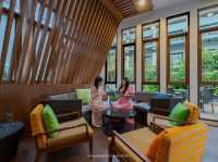 รีสอร์ตสไตล์ทรอปิคอล บรรยากาศร่มรื่น 