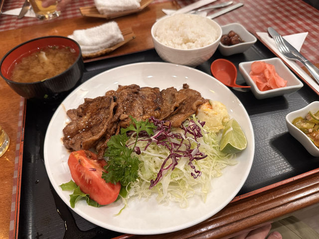 【けんちゃん｜南米旅に疲れたらここ！日本の癒しが詰まった食堂🇯🇵】