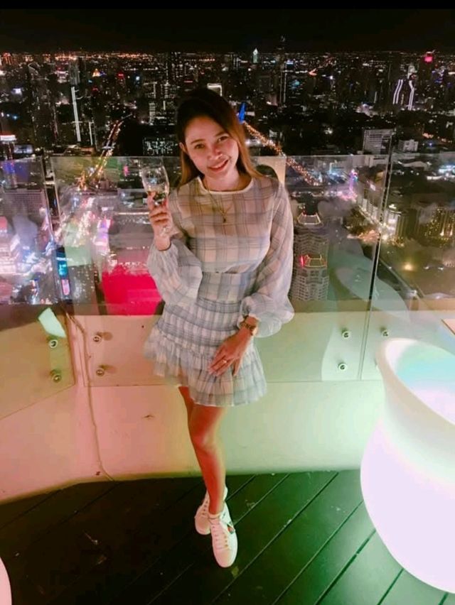 บุฟเฟต์นานาชาติ ตึกใบหยก ช่วงค่ำ