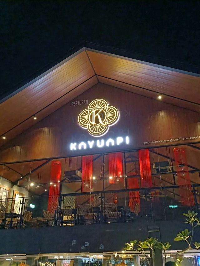 Beyond the Beach: Discover Bali's Most Famous Ribs at This Iconic Warung!