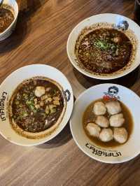 “เกศเตี๋ยว” ก๋วยเตี๋ยวเรือสุดคุ้มใจกลางสยาม 