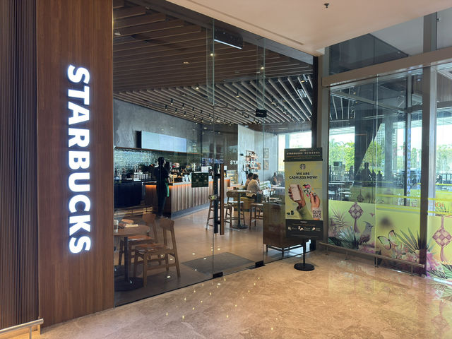 ☕ Relaxing Afternoon Vibes at Starbucks – IOI City Mall