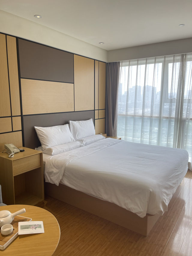 Chengdu in 72 Hours — Chill Vibes & Spicy Bites 🐼🌶️
