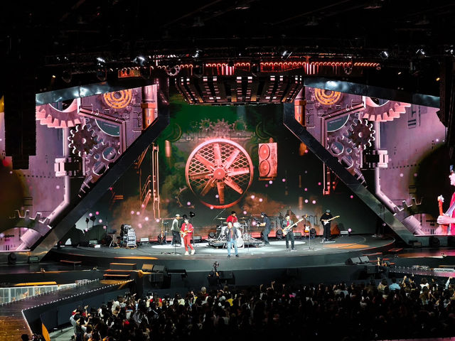 Move On Concert 2025 : UOB Live VIP3 