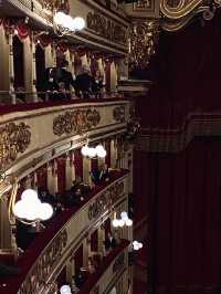 【世界最高峰の舞台へ】スカラ座で味わう音楽と感動の夜🎼🎭