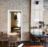 LongBlack Cafe
