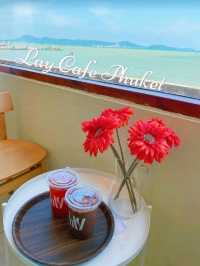 Lay Cafe Phuket คาเฟ่ริมหาดสุดชิลล์ชมวิวพระอาทิตย์