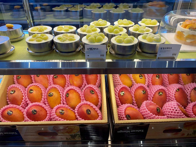 【韓国・忠清南道 牙山市】生アップルマンゴーかき氷