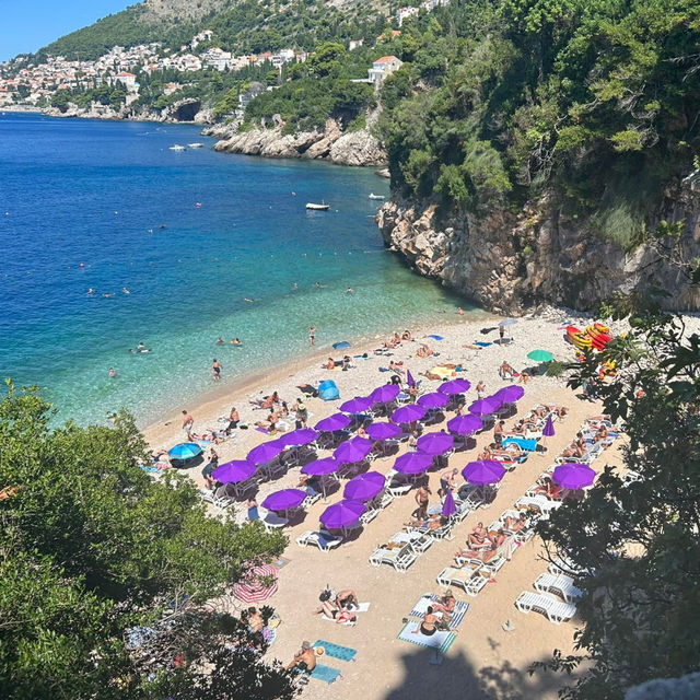 Pebbles, Views & Priceless Shade: An Afternoon at Sveti Jakov Beach 