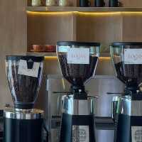 ☕️ Logan Cafe . NST 