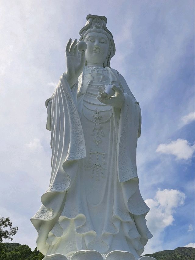 สายมูห้ามพลาด! รีวิววัด Tsz Shan ที่ Hong Kong
