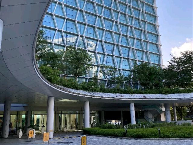 Smart, Stylish & So Convenient – My Workcation at Capri by Fraser, Changi City