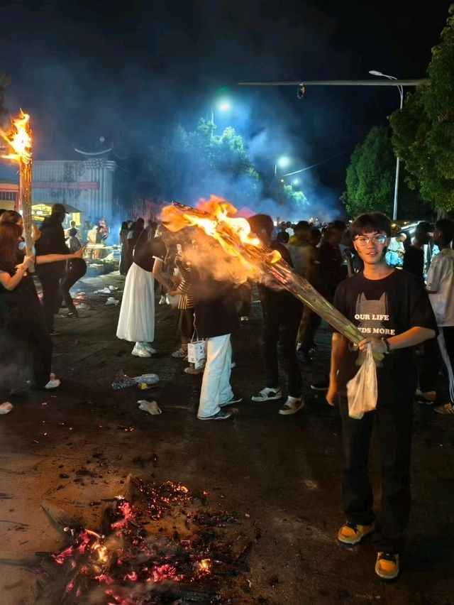  Torch Festival (火把节) in Dali