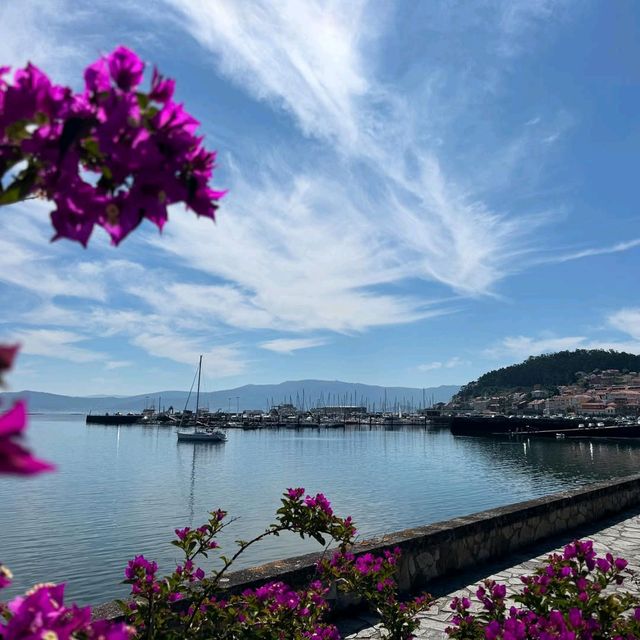 Seaside Strolling and Stone Streets in Muros