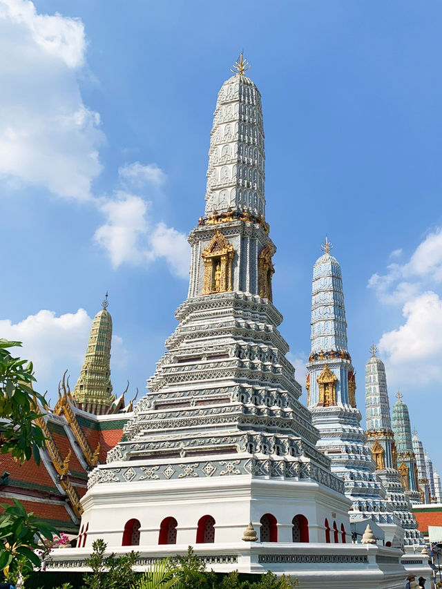 🕌 Golden Grandeur in Bangkok: The Grand Palace