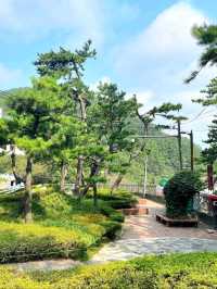 Yongdusan Park: A Relaxing Escape in Busan