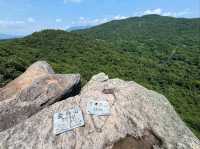 Jinmianshan Scissor Rock Hike Was Short Steep and Kinda Epic