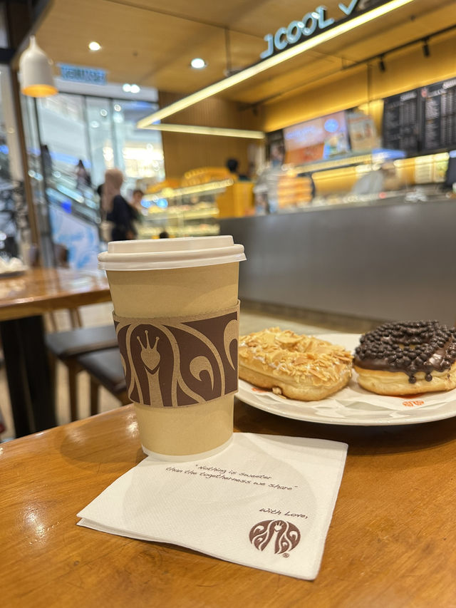 🍩🥯✨J.CO CAFE😋👍🏻✨Donuts & Coffee☕️✨ 🍩🥯✨J.CO CAFE😋👍🏻✨Donuts & Coffee☕️✨