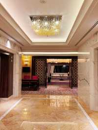 ラグジュアリーの入り口：One World Hotelロビーで始まる極上旅