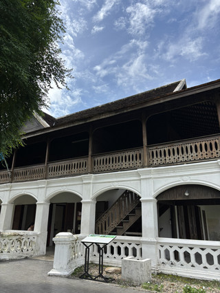 Lanna Architecture Center, Khum Chao Burirat