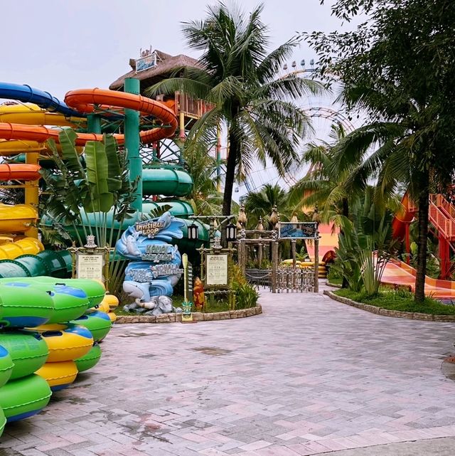 VinWonders Wave Park & Water Park